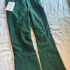 Like New Halfdays Emma Pants in XL Short